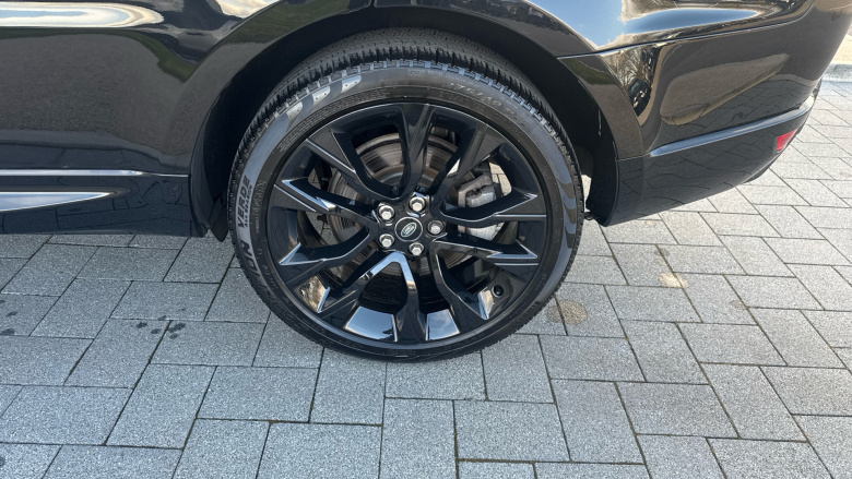 Land Rover Range Rover Sport 3.0 D300 HSE Silver 5dr Auto Diesel Estate